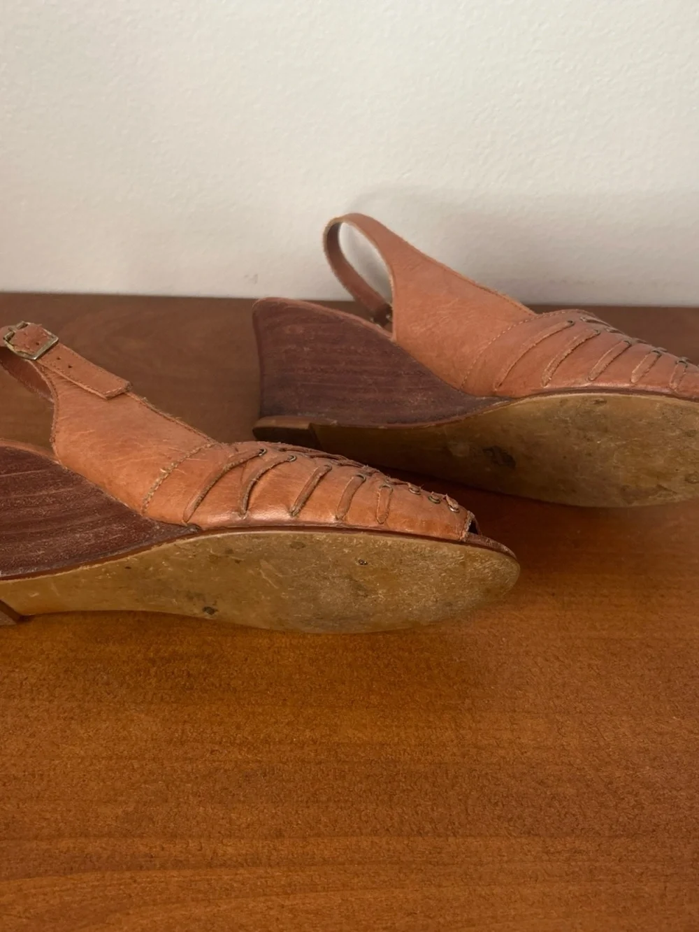 Vintage Footniks Leather Slingback Wedge Sandals